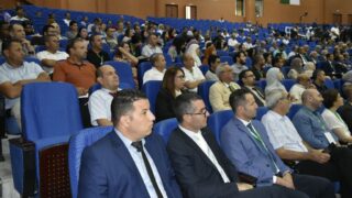 Conférence Nationale sur: "Raréfaction des ressources minières et positionnement de l'Algérie". 66 COAC9F1