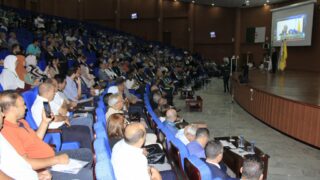 Conférence Nationale sur: "Raréfaction des ressources minières et positionnement de l'Algérie". 230 COD1411