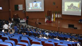 Conférence Nationale sur: "Raréfaction des ressources minières et positionnement de l'Algérie". 146 COD15B1