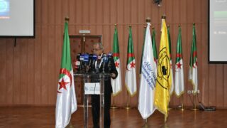 Conférence Nationale sur: "Raréfaction des ressources minières et positionnement de l'Algérie". 128 CODB6A1
