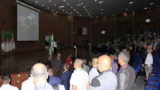 Conférence Nationale sur: "Raréfaction des ressources minières et positionnement de l'Algérie". 212 COE2A51