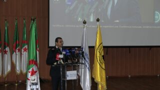 Conférence Nationale sur: "Raréfaction des ressources minières et positionnement de l'Algérie". 244 COF3951