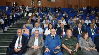 Conférence Nationale sur: "Raréfaction des ressources minières et positionnement de l'Algérie". 104 COF4141