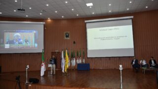 Conférence Nationale sur: "Raréfaction des ressources minières et positionnement de l'Algérie". 165 COFAB21