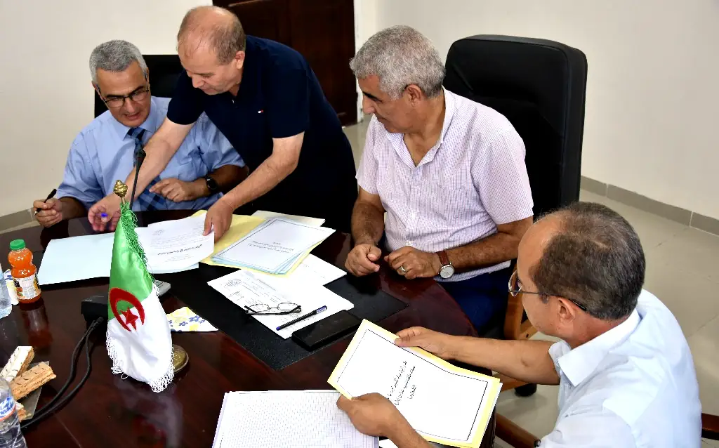 Installation du Pr. BRADAI Mokrane en qualité de nouveau doyen de la faculté de Technologie