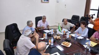 Installation du Pr. BRADAI Mokrane en qualité de nouveau doyen de la faculté de Technologie 73 Installation du Pr BRADAI Mokrane en qualite de nouveau doyen de la faculte de Technologie le 16 10 202321