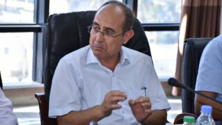 Installation du Pr. BRADAI Mokrane en qualité de nouveau doyen de la faculté de Technologie 20 Installation du Pr BRADAI Mokrane en qualite de nouveau doyen de la faculte de Technologie le 16 10 202346