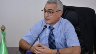 Installation du Pr. BRADAI Mokrane en qualité de nouveau doyen de la faculté de Technologie 24 Installation du Pr BRADAI Mokrane en qualite de nouveau doyen de la faculte de Technologie le 16 10 202357