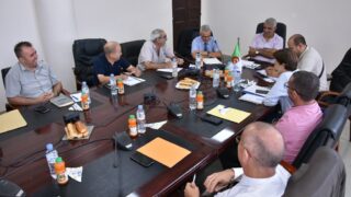 Installation du Pr. BRADAI Mokrane en qualité de nouveau doyen de la faculté de Technologie 52 Installation du Pr BRADAI Mokrane en qualite de nouveau doyen de la faculte de Technologie le 16 10 202378