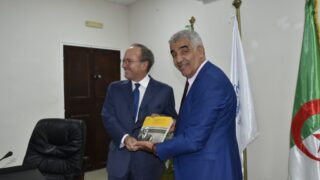 Visite de son excellence l'ambassadeur de l'Italie Monsieur Giovanni PUGLIESE à l'Université A. MIRA Béjaia. 99 Visite de son excellence l ambassadeur de l italie Monsieur Giovanni PUGLIESE a l universite A MIRA Bejaia 05 10 2023100