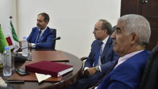 Visite de son excellence l'ambassadeur de l'Italie Monsieur Giovanni PUGLIESE à l'Université A. MIRA Béjaia. 66 Visite de son excellence l ambassadeur de l italie Monsieur Giovanni PUGLIESE a l universite A MIRA Bejaia 05 10 202367