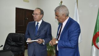 Visite de son excellence l'ambassadeur de l'Italie Monsieur Giovanni PUGLIESE à l'Université A. MIRA Béjaia. 94 Visite de son excellence l ambassadeur de l italie Monsieur Giovanni PUGLIESE a l universite A MIRA Bejaia 05 10 202395