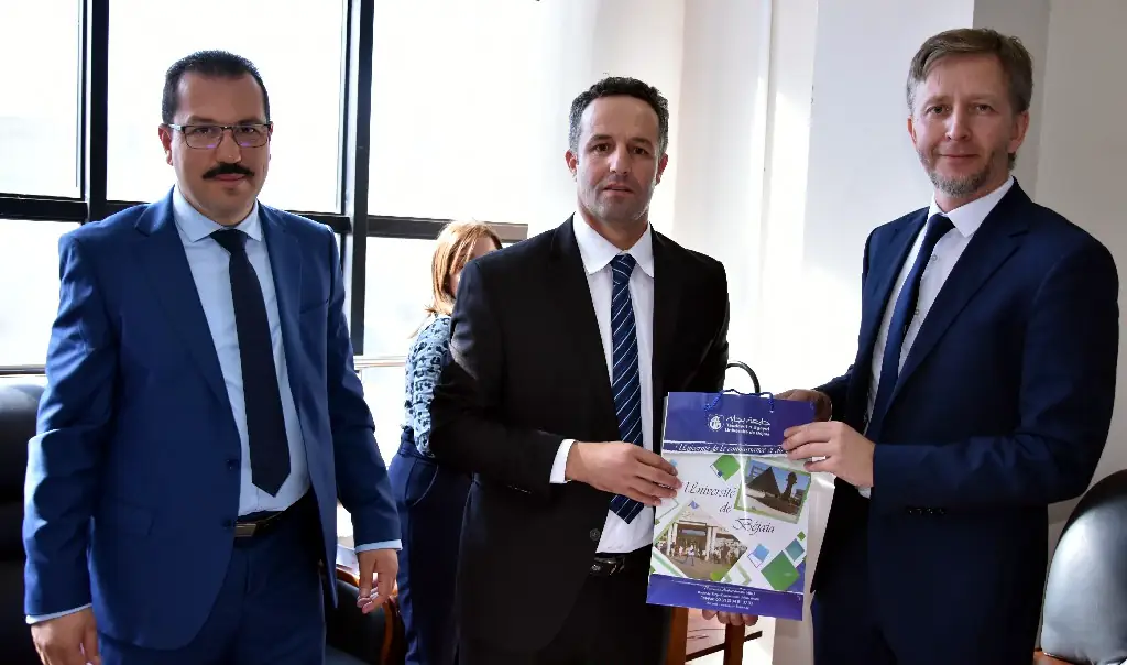 Coopération internationale entre l'université de Bejaia et l'université Gdansk Pologne