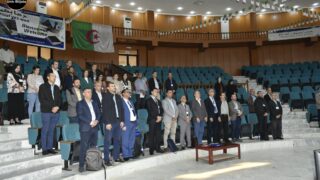 Colloque national sur : "Les zones industrielles et les zones d’activités en Algérie : état des lieux et perspectives Problématiques, enjeux et outils d’évaluation. 19 NEW0425