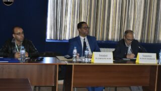 Colloque national sur : "Les zones industrielles et les zones d’activités en Algérie : état des lieux et perspectives Problématiques, enjeux et outils d’évaluation. 39 NEW0454