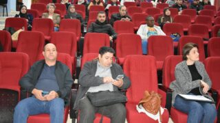 Conférence du Pr Benaouda LEBDAI. 73 La conference du Pr Benaouda LEBDAI sous le theme de l impotance de l histoire dans les litteratures postcoloniales 05 12 202318