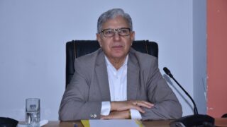 Conférence du Pr Benaouda LEBDAI. 4 La conference du Pr Benaouda LEBDAI sous le theme de l impotance de l histoire dans les litteratures postcoloniales 05 12 202324