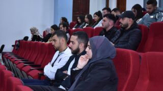 Conférence du Pr Benaouda LEBDAI. 36 La conference du Pr Benaouda LEBDAI sous le theme de l impotance de l histoire dans les litteratures postcoloniales 05 12 202342