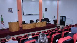 Conférence du Pr Benaouda LEBDAI. 25 La conference du Pr Benaouda LEBDAI sous le theme de l impotance de l histoire dans les litteratures postcoloniales 05 12 202345