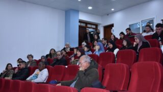 Conférence du Pr Benaouda LEBDAI. 65 La conference du Pr Benaouda LEBDAI sous le theme de l impotance de l histoire dans les litteratures postcoloniales 05 12 202371