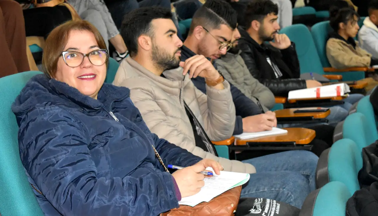 Journée d&rsquo;information et de de sensibilisation sur l&rsquo;arrêté ministériel 1275, animé par le responsable de l&rsquo;incubateur Dr LAIFAOUI Abdelkarim