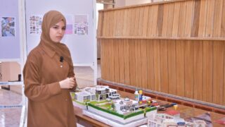 l affichage final de l atelier L2 architecture faculte de technologie Presentation de a maquette de l eudiante Boussemar Mounir 46