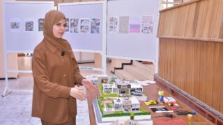 l affichage final de l atelier L2 architecture faculte de technologie Presentation de a maquette de l eudiante Boussemar Mounir 48