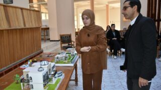 l affichage final de l atelier L2 architecture faculte de technologie Presentation de a maquette de l eudiante Boussemar Mounir 55