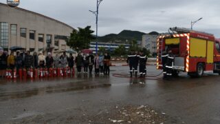 Photos prises lors des exercices de simulation au profit des ingénieurs des laboratoires universitaires 9 DSC 0744