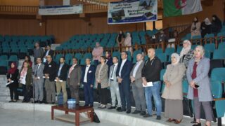 الملتقى الدولي تحت عنوان: " نقد الاستشراق وتحولات ما بعد الحداثة: بين المرتكزات الأنوية والمرجعيات الغيرية" 1 forum international organise par la faculte des lettres et des langues les 15 1 et 17 avril 202404