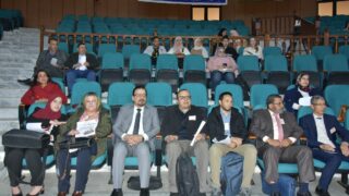 الملتقى الدولي تحت عنوان: " نقد الاستشراق وتحولات ما بعد الحداثة: بين المرتكزات الأنوية والمرجعيات الغيرية" 22 forum international organise par la faculte des lettres et des langues les 15 1 et 17 avril 202420