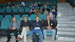 الملتقى الدولي تحت عنوان: " نقد الاستشراق وتحولات ما بعد الحداثة: بين المرتكزات الأنوية والمرجعيات الغيرية" 82 forum international organise par la faculte des lettres et des langues les 15 1 et 17 avril 202422