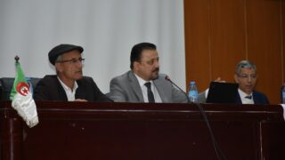 الملتقى الدولي تحت عنوان: " نقد الاستشراق وتحولات ما بعد الحداثة: بين المرتكزات الأنوية والمرجعيات الغيرية" 54 forum international organise par la faculte des lettres et des langues les 15 1 et 17 avril 202473