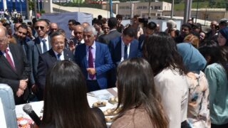 visite du ministre de lenseignement superieur Pr BADDARI 25 avril 2024 0069