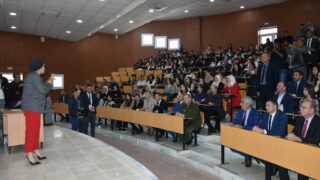 visite du ministre de lenseignement superieur Pr BADDARI 25 avril 2024 0204