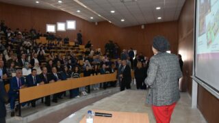 visite du ministre de lenseignement superieur Pr BADDARI 25 avril 2024 0213