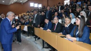 visite du ministre de lenseignement superieur Pr BADDARI 25 avril 2024 0215