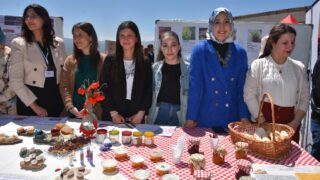 visite du ministre de lenseignement superieur Pr BADDARI 25 avril 2024 0270