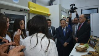 visite du ministre de lenseignement superieur Pr BADDARI 25 avril 2024 0348
