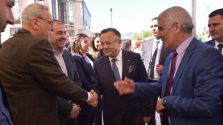 Visite du Pr Kamel BADDARI, MESRS à l'université de Bejaia 3 2 visite du ministre de lenseignement superieur Pr BADDARI 25 avril 2024 0450