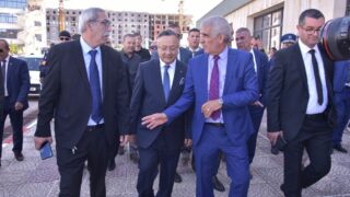 Visite du Pr Kamel BADDARI, MESRS à l'université de Bejaia 3 10 visite du ministre de lenseignement superieur Pr BADDARI 25 avril 2024 0459