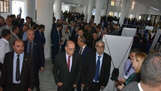 Visite du Pr Kamel BADDARI, MESRS à l'université de Bejaia 3 28 visite du ministre de lenseignement superieur Pr BADDARI 25 avril 2024 0477