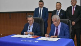 Visite du Pr Kamel BADDARI, MESRS à l'université de Bejaia 3 189 visite du ministre de lenseignement superieur Pr BADDARI 25 avril 2024 0638