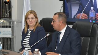 Formation sur l’entreprenariat au profit des étudiants du projet 1275 par une délégation du ministère de l’enseignement supérieur. 2 DSC 0875