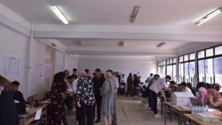 Présentation des projets de fin de cycle PFC Licence (3ème année) 2024 5 Presentation des projets de fin de cycle PFC Licence 3eme annee 13 juin 202402