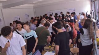 Présentation des projets de fin de cycle PFC Licence (3ème année) 2024 2 Presentation des projets de fin de cycle PFC Licence 3eme annee 13 juin 2024136