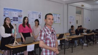 Présentation des projets de fin de cycle PFC Licence (3ème année) 2024 144 Presentation des projets de fin de cycle PFC Licence 3eme annee 13 juin 2024144