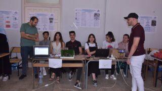 Présentation des projets de fin de cycle PFC Licence (3ème année) 2024 21 Presentation des projets de fin de cycle PFC Licence 3eme annee 13 juin 202421