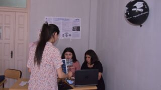 Présentation des projets de fin de cycle PFC Licence (3ème année) 2024 82 Presentation des projets de fin de cycle PFC Licence 3eme annee 13 juin 202477