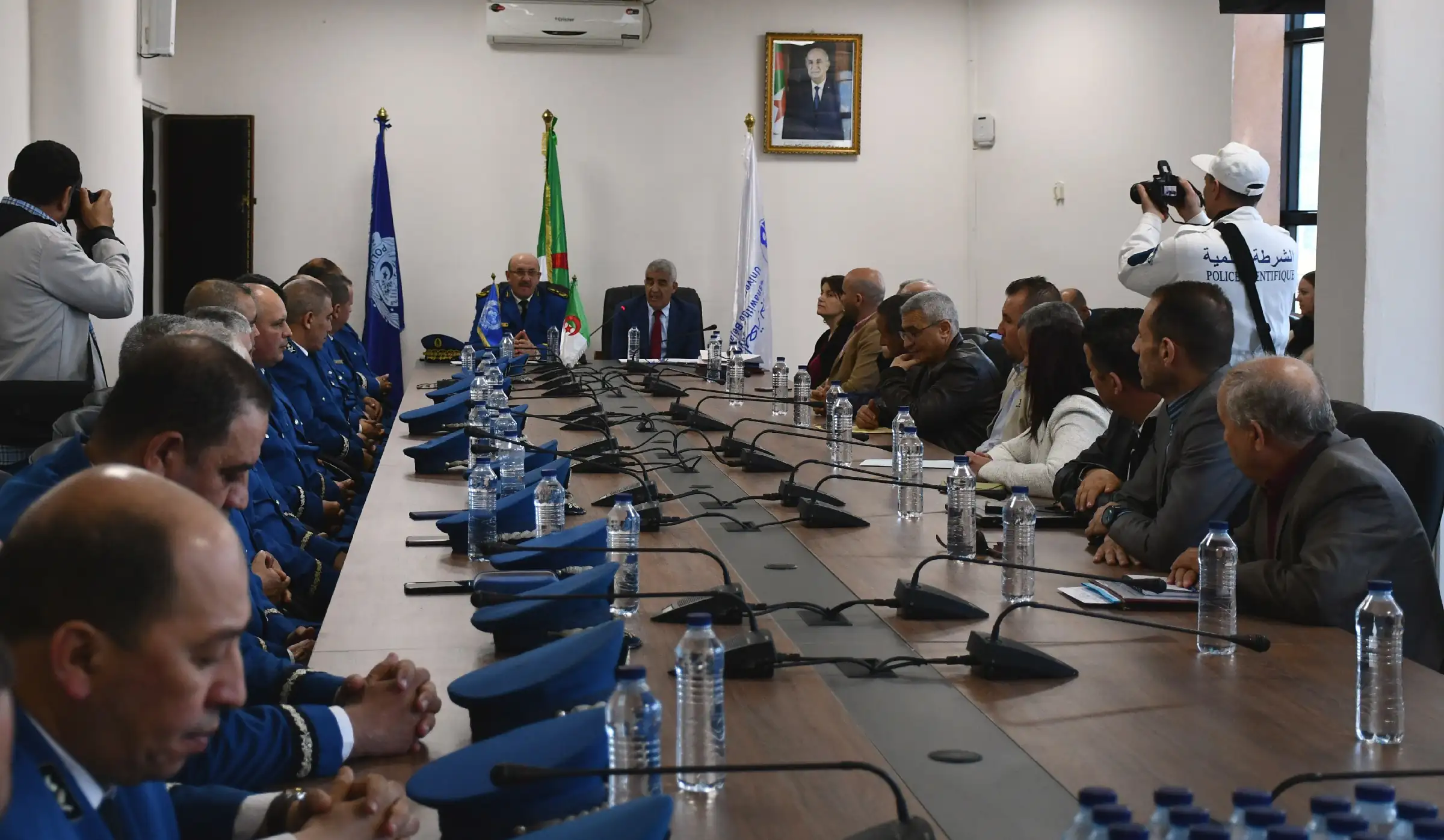 توقيع اتفاقية بين جامعة عبد الرحمان ميرة ببجاية ومديرية الأمن لولاية بجاية 30 Convention univ bejaia surete bejaia 25 03 26 29